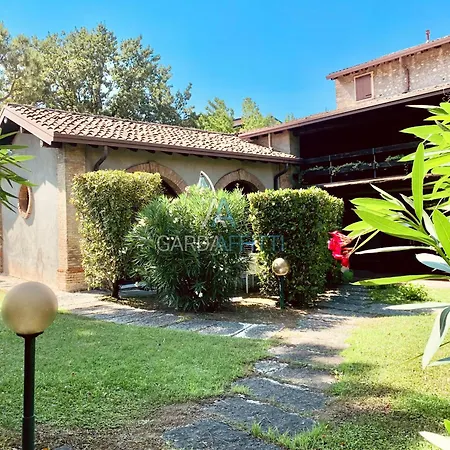 Turchese - Centro Colombare Con Piscina